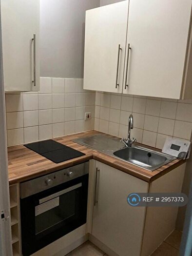 Studio To Rent In Victoria Crescent, Manchester, M30