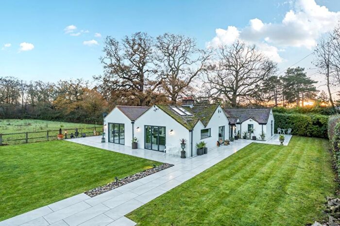 3 Bedroom Detached Bungalow For Sale In Woodside Road, Windsor, SL4