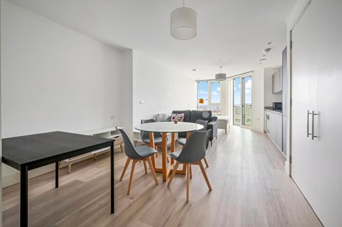 Apartment For Sale In Hale Works Apartment, N17