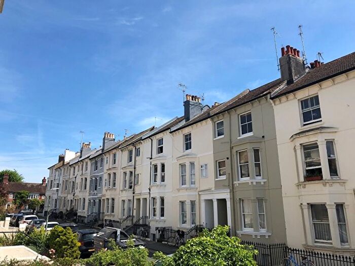 1 Bedroom Flat To Rent In Lansdowne Street, Hove, Fr., BN3