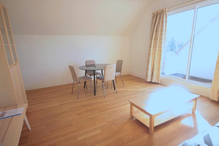 2 Bedroom Flat To Rent In Amherst Road, London, W13