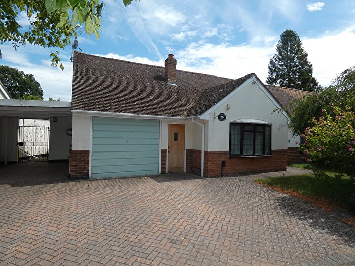 5 Bedroom Property To Rent In Westfield Avenue, Woking Surrey, GU22