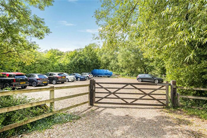 3 Bedroom Terraced House For Sale In Frogmill Court, SL6