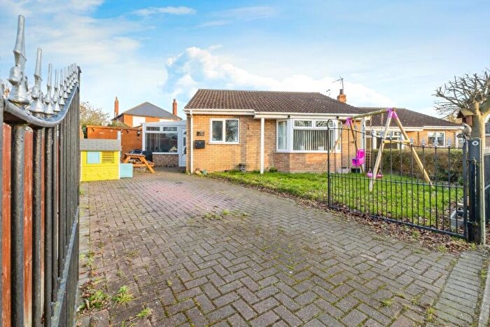 3 Bedroom Bungalow For Sale In Fosse Grove, Saxilby, Lincoln, LN1