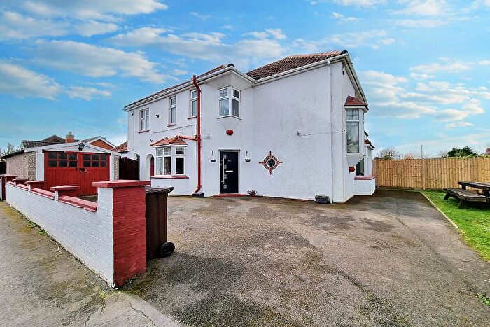 4 Bedroom Detached House For Sale In Spalding Road, Holbeach, PE12