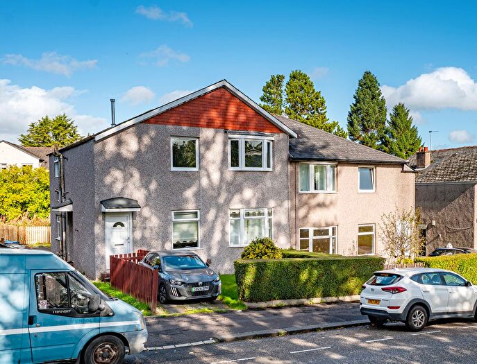 3 Bedroom Flat For Sale In Croftfoot Road, Croftfoot, Glasgow, G44