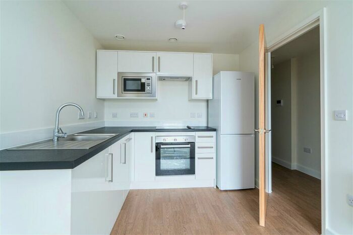 1 Bedroom Apartment To Rent In Collingdon Street, Luton, Bedfordshire, LU1