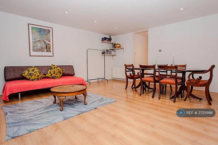 2 Bedroom Flat To Rent In Grafton Road, London, NW5