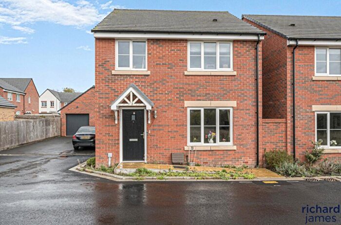 4 Bedroom Detached House To Rent In Homeleaze, Old Town, Swindon, SN1