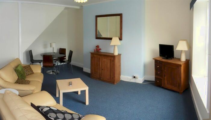 5 Bedroom Property To Rent In Clifton Place, Falmouth, TR11