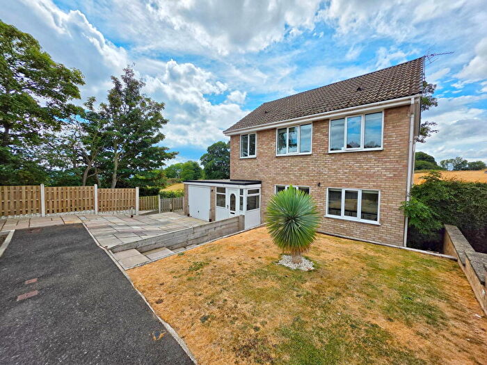 4 Bedroom Detached House For Sale In Caistor Avenue, Barnsley, S70