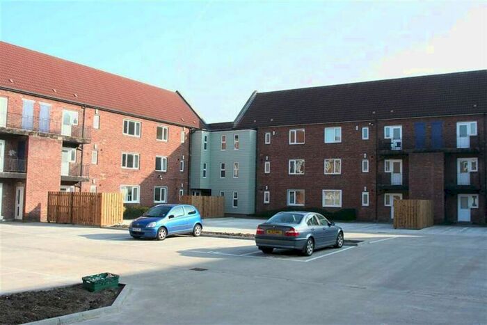 3 Bedroom Property To Rent In Kirkley Lodge, Park Avenue, Newcastle Upon Tyne, NE3