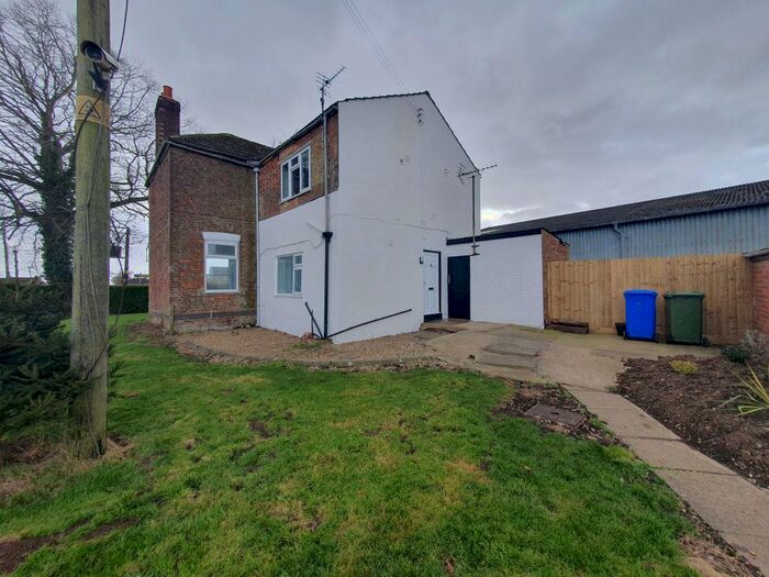 2 Bedroom Flat To Rent In Frampton Fen Lane, Frampton Fen, Boston, PE20