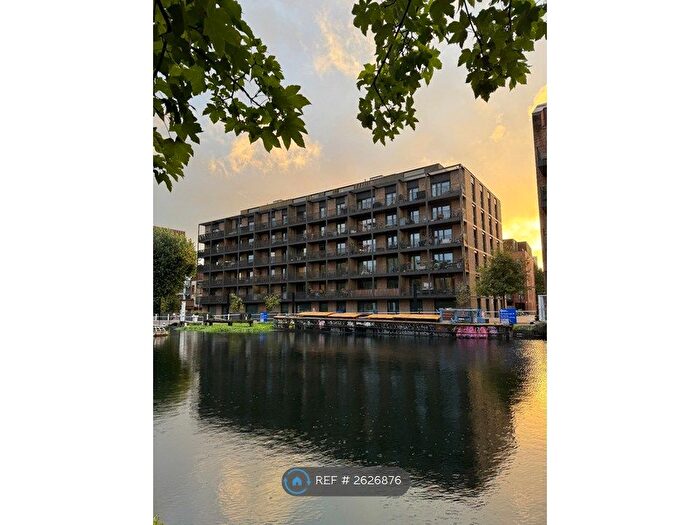 1 Bedroom Flat To Rent In Lorimer House, London, E3