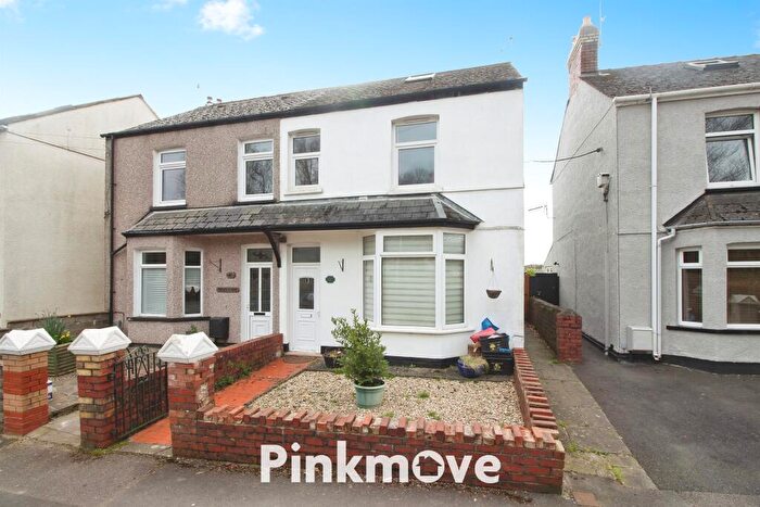 3 Bedroom Semi-Detached House For Sale In Oakfield Road, Oakfield, Cwmbran, NP44