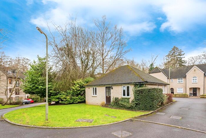 2 Bedroom Detached Bungalow For Sale In Dorchester Close, Headington, Oxford, OX3