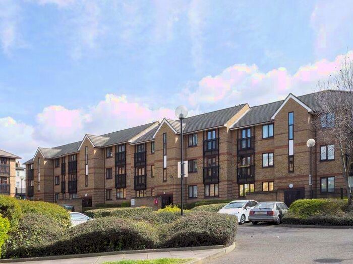 2 Bedroom Flat To Rent In Chopwell Close, Stratford, Olympic Stadium, London, E15