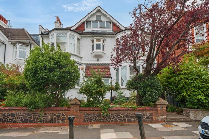 1 Bedroom Flat To Rent In Cholmeley Park London, N6