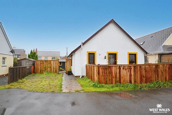 2 Bedroom Detached Bungalow For Sale In Crug Yr Efydd, Crymych, SA41
