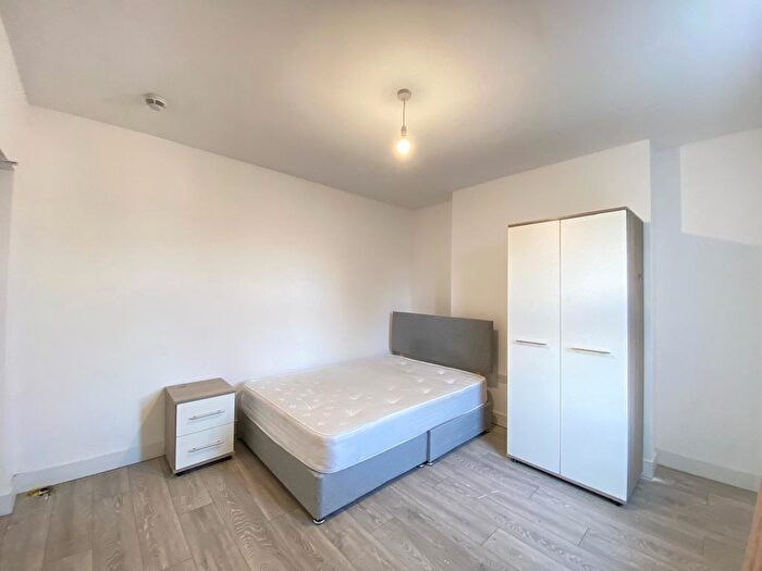 6 Bedroom Property To Rent In Albion Road, Gravesend, Kent, DA12