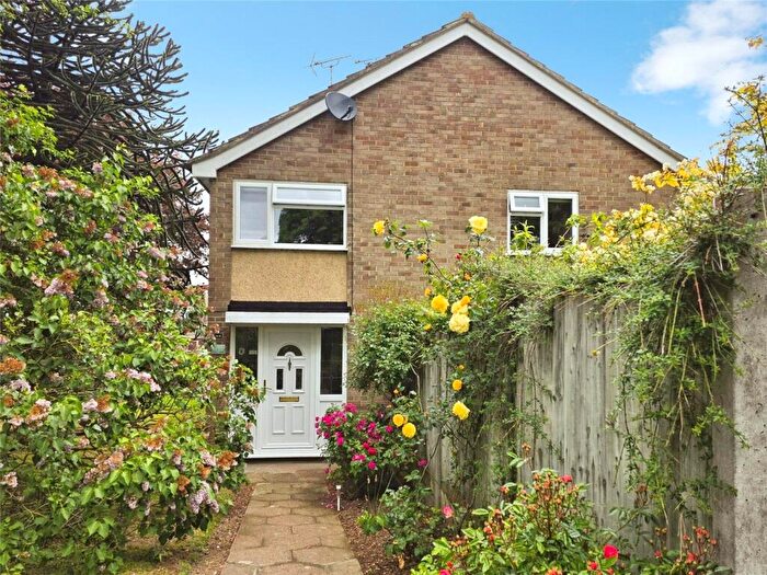 3 Bedroom Semi Detached House For Sale In Ripon Close, Rainham, Gillingham, Kent, ME8