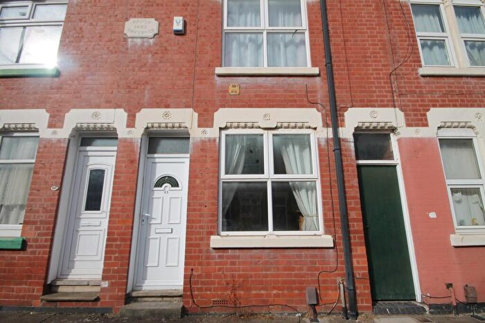 2 Bedroom Terraced House To Rent In Tyndale Street, Leicester, LE3