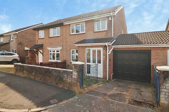 3 Bedroom Semi-Detached House For Sale In Hazelwood Drive, St. Mellons, Cardiff, CF3