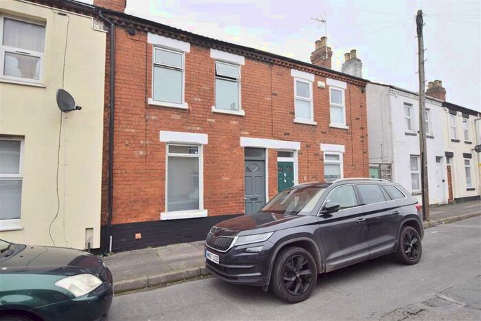 3 Bedroom Terraced House To Rent In Bishopstone Road, Gloucester GL1