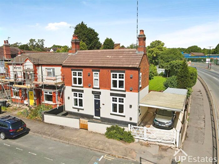 4 Bedroom Cottage For Sale In Chapel Street, Bedworth, CV12