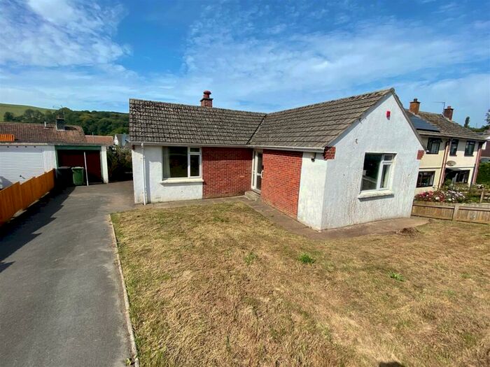 3 Bedroom Detached Bungalow For Sale In Knowle, EX33