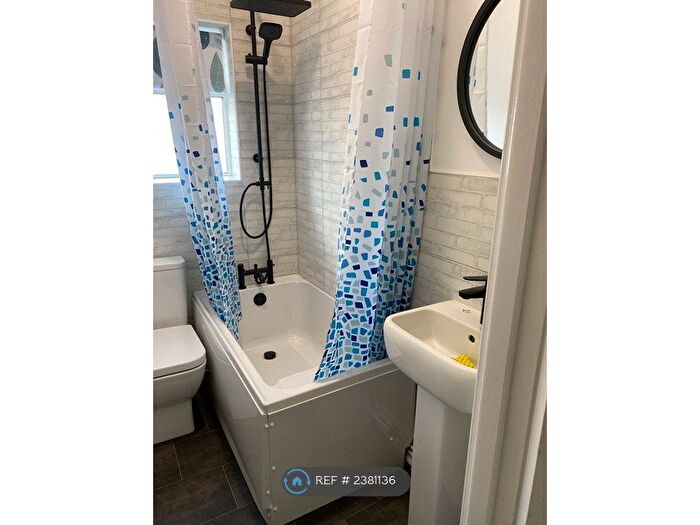 2 Bedroom Terraced House To Rent In Garden Street, Macclesfield, SK10