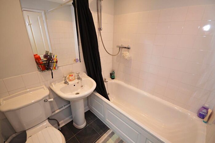 1 Bedroom Cottage For Sale In South Street, Wendover, HP22