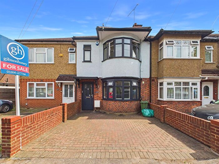 3 Bedroom Terraced House For Sale In Linden Avenue, Ruislip, HA4