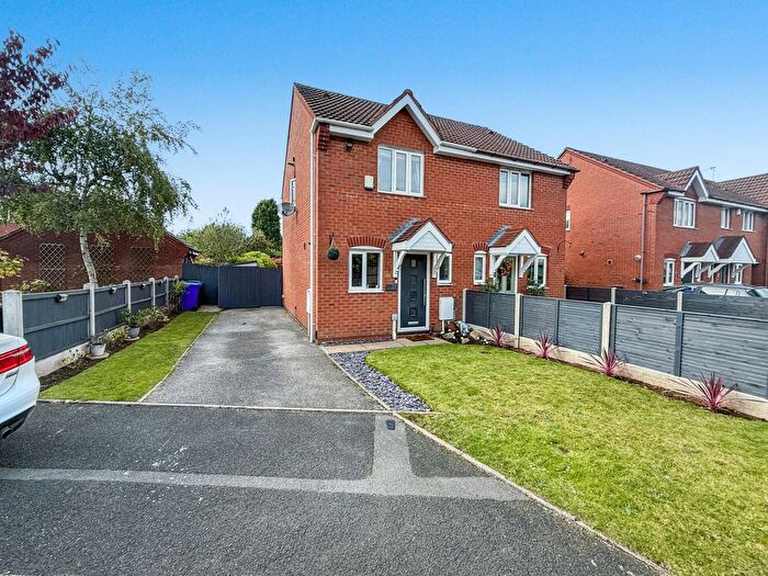 2 Bedroom Semi-Detached House For Sale In Ayreshire Grove, Lightwood, Stoke-On-Trent, ST3