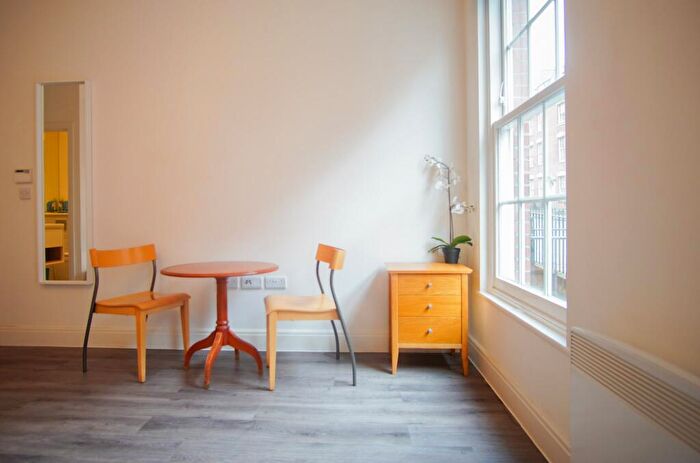 Studio To Rent In Century Place, St Paul Street, City Centre, BS2
