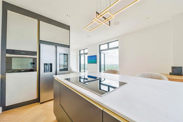 2 Bedroom Penthouse To Rent In Grosvenor Road St Albans, AL1