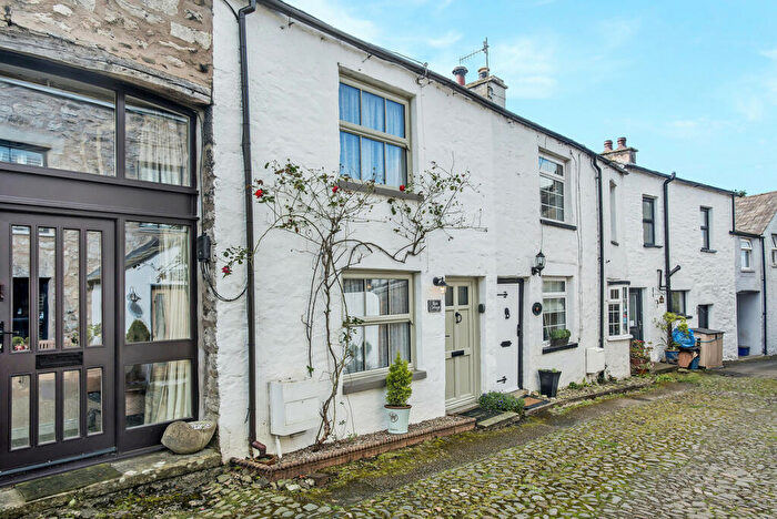 1 Bedroom Terraced House For Sale In Cocking Yard, Burton In Kendal, LA6