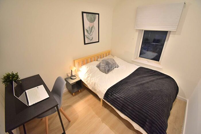 1 Bedroom Studio To Rent In Studio, Radstock Road, Reading, RG1