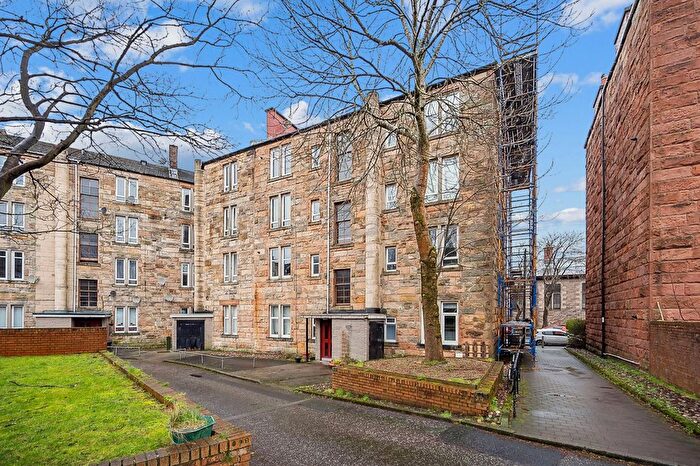 1 Bedroom Flat To Rent In Mannering Court, Shawlands, Glasgow, G41