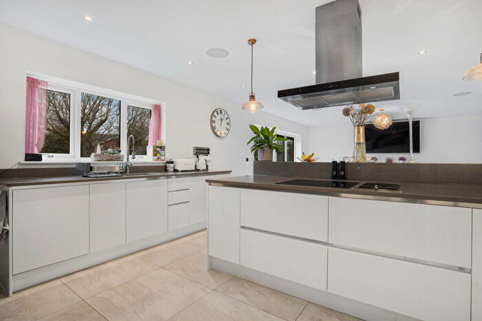 5 Bedroom Detached House For Sale In Gilders, Sawbridgeworth, CM21