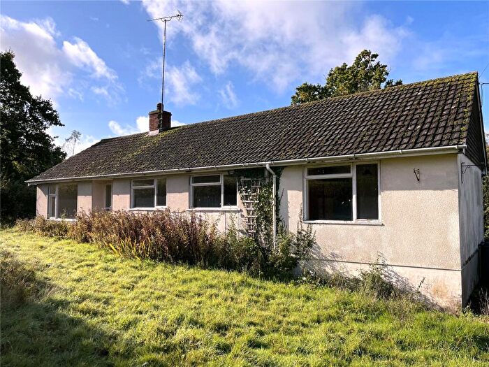 3 Bedroom Bungalow For Sale In The Frenches, East Wellow, Romsey, Hampshire, SO51