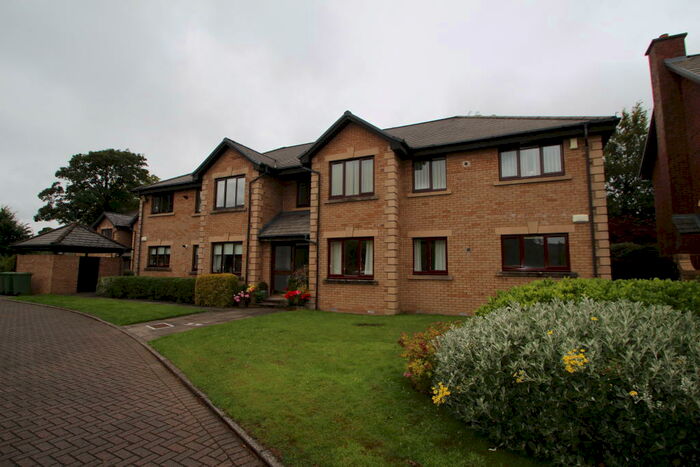 3 Bedroom Flat To Rent In Briar Grove, Newlands, G43