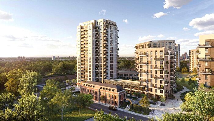 3 Bedroom Apartment For Sale In Bow Green, Bow Common Lane, London, E3