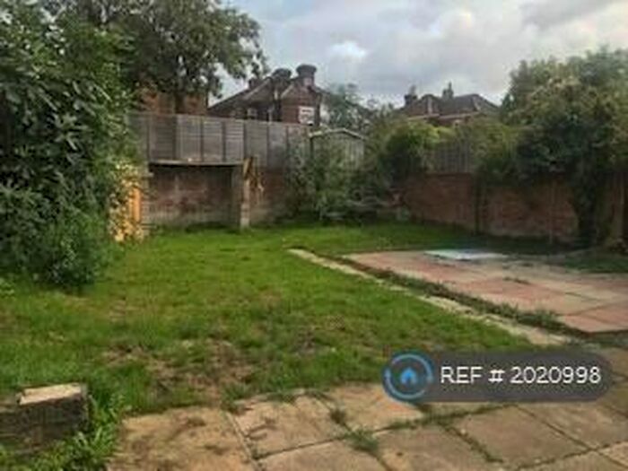 2 Bedroom Flat To Rent In Richmond Road, Southampton, SO15