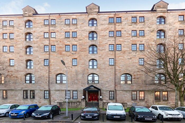2 Bedroom Flat To Rent In Bell Street, Glasgow, G4