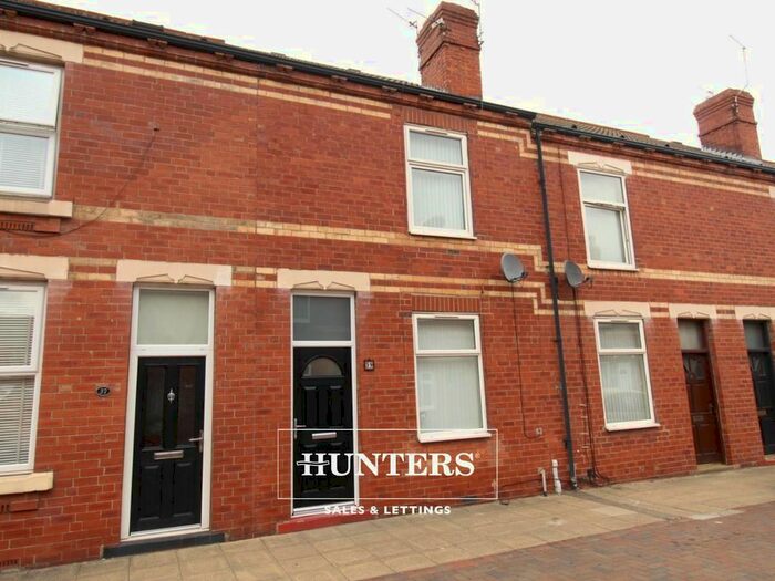 2 Bedroom Property To Rent In Hugh Street, Castleford, WF10