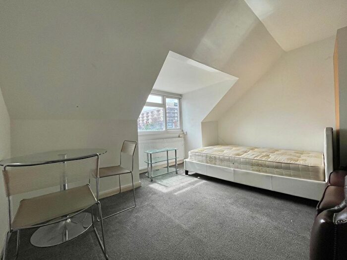 1 Bedroom Studio To Rent In Canterbury Road, Watford, WD17