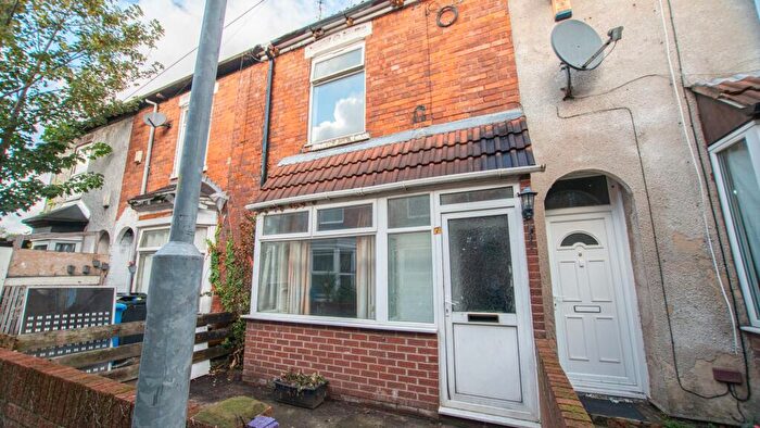 2 Bedroom Terraced House For Sale In Dudley Avenue, Mayfield Street, HU3