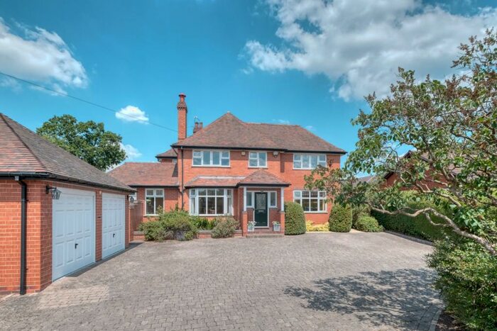 4 Bedroom Detached House For Sale In Edgioake Lane, Astwood Bank, B96