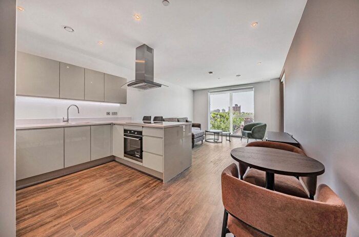 1 Bedroom Flat To Rent In Dawes Street, London, SE17